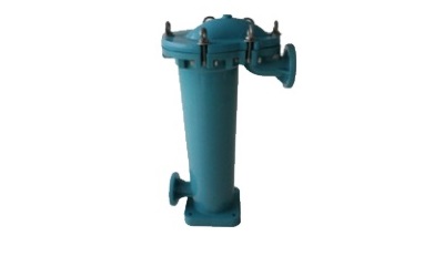 Single plastic bag filter housing